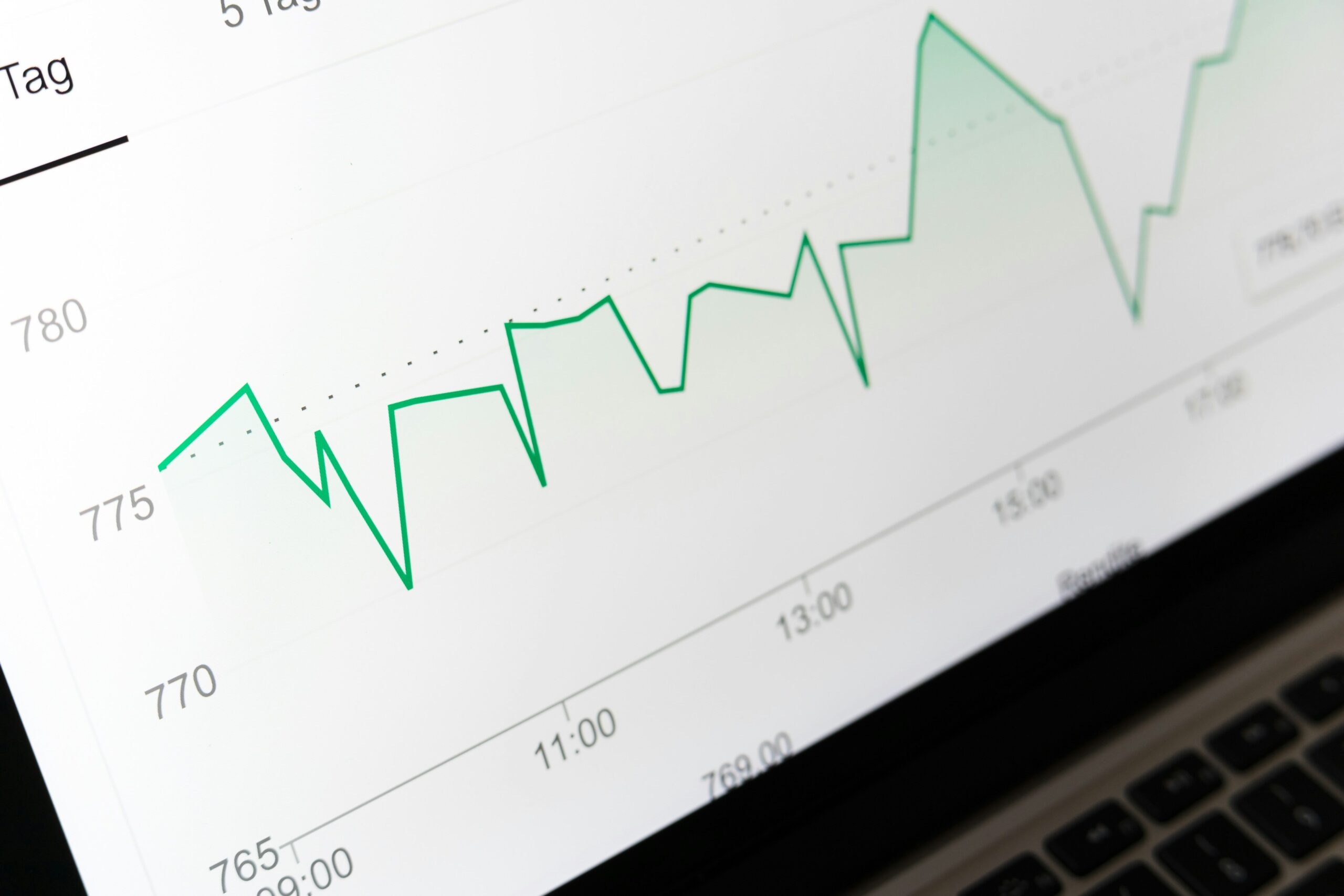 From Static Reports to Strategic Insights: Rethinking Reporting in the Maritime Industry